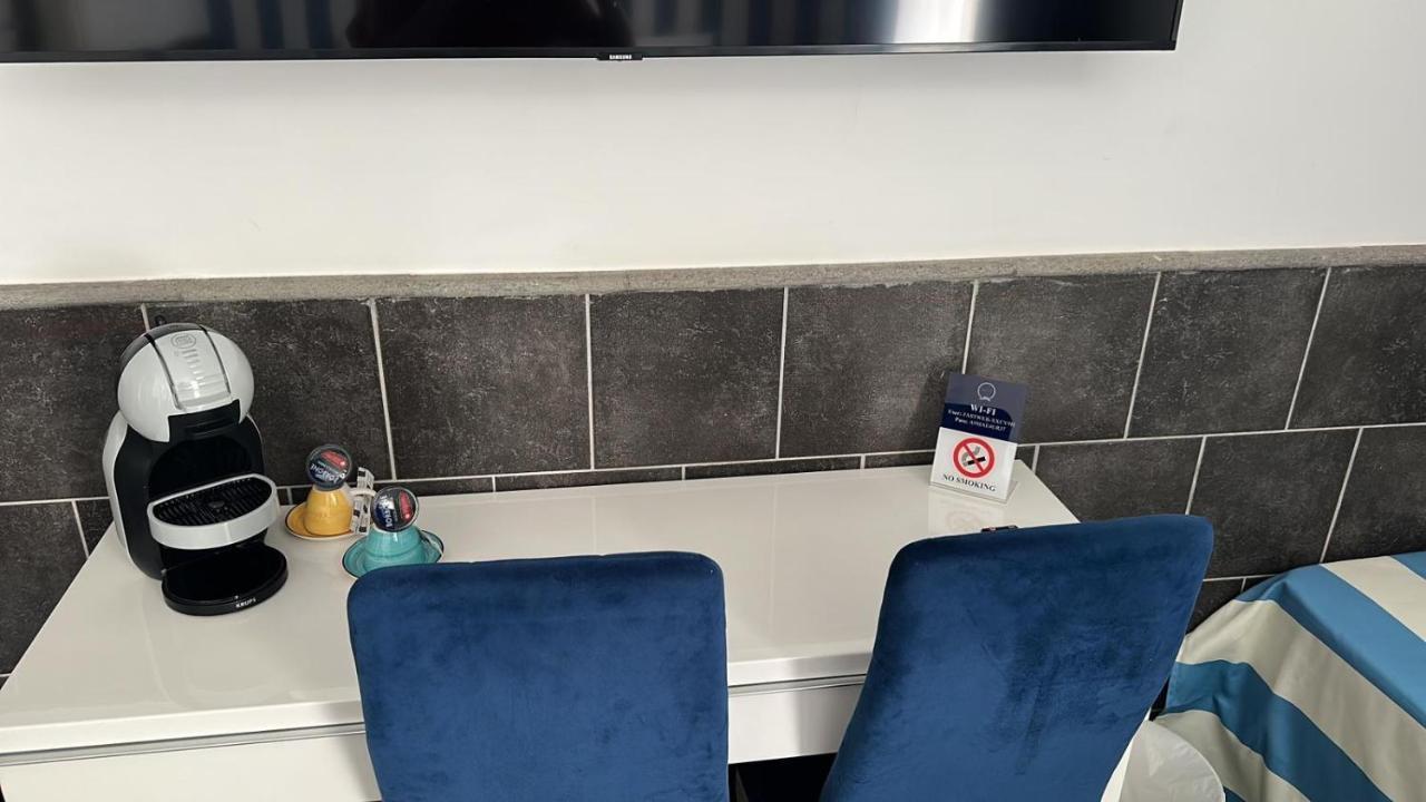 Hotel Yacht Club Angioino Neapol Zewnętrze zdjęcie